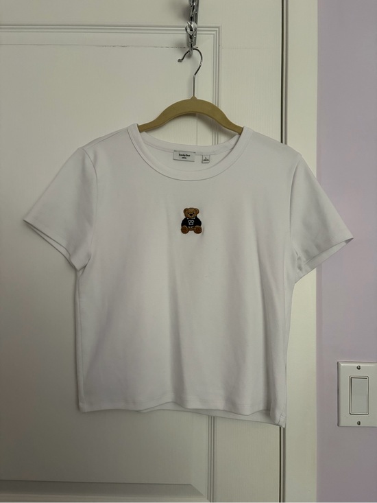 Aritzia Other - Aritzia Besthug Little Ribbed Icon T-Shirt